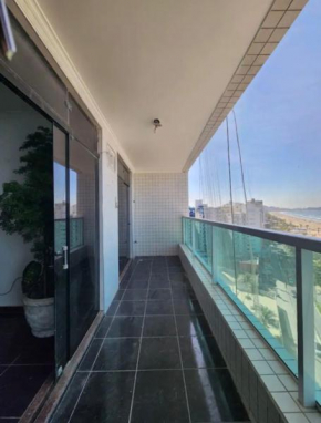 Apartamento com vista para o mar em Praia Grande